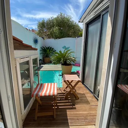 Bed & Breakfast Pres Gare Et *